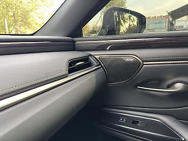 es300: Lexus ES: 2020 г., 2.5 л, Гибрид — 7