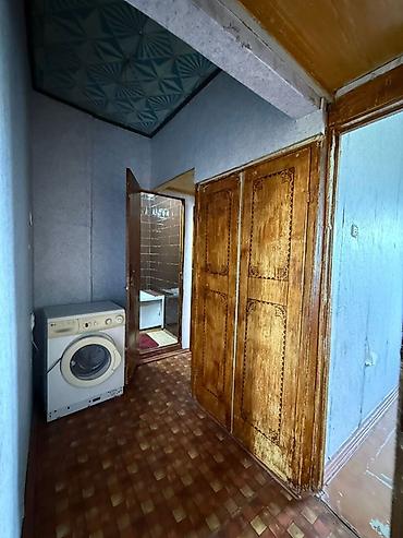 Кыймылсыз мүлк: 3 бөлмө, 70 м², 105-серия, 5 кабат, Эски ремонт — 2