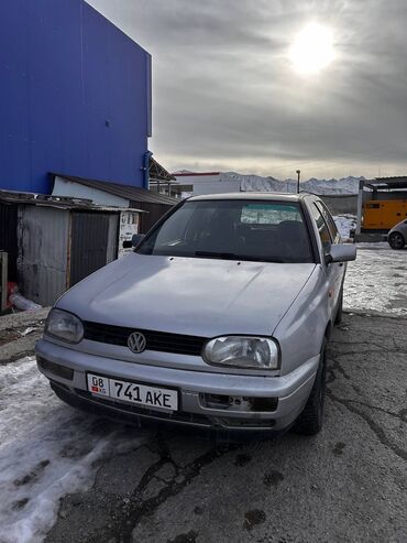 Volkswagen: Volkswagen Golf: 1996 г., 1.6 л, Механика, Бензин, Хэтчбэк