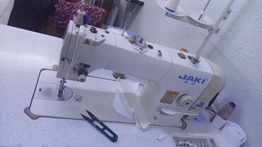 продается швейный цех: Швейная машина Jack