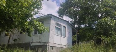 şirvanda ev: İsmayıllı rayon Talıstan kəndində yerləşən həyətyanı sahəsi 11 sot
