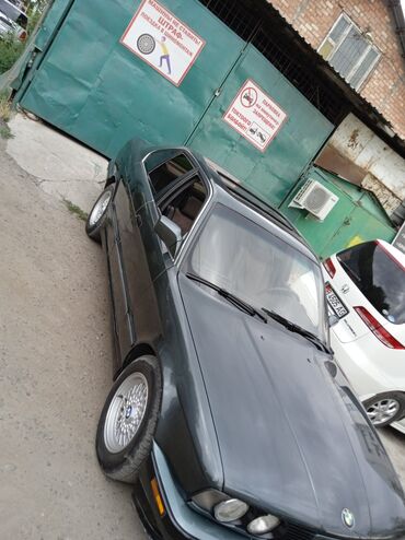 авто по следующим вкупом: BMW 525: 1991 г., 2.5 л, Механика, Бензин, Седан
