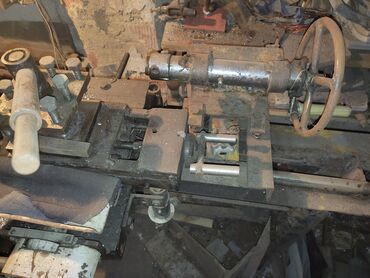 Токарные станки: Токарный станок. Рабочий, не большой (самодельный, не заводской) В — 2