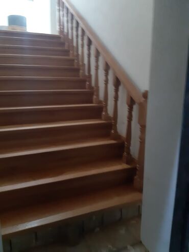 Pilləkən məhəccərləri: Taxta pilləkənlərin hazırlaması.Sərfəli qiymətdə.Zəmanət var! — 2