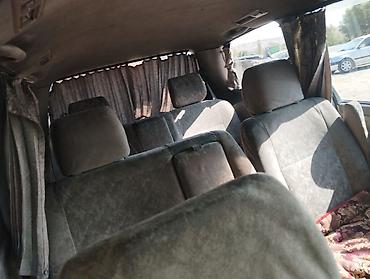 Toyota Estima: 2000 г., Автомат, Бензин, Вэн/Минивэн — 7