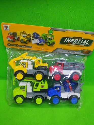 электронный игрушычный машина: Игрушечный набор «Inertial Engineering Vehicle» — 4 строительные