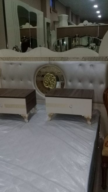 İkinəfərlik çarpayılar: Versage yataq desti.1500 azn. - lalafo.az Bakı şəhərində Versage yataq desti.1500 azn.