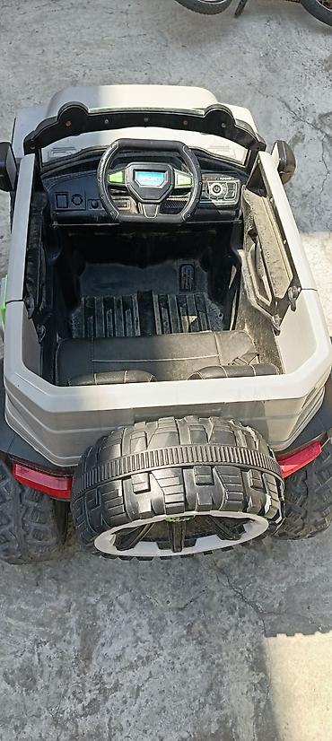 Uşaq dünyası: Uşaq elektrik maşını – off-road tipli jeep dizaynı Xüsusiyyətlər: - — 3