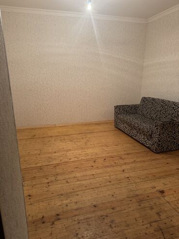 Uzunmüddətli kirayə mənzillər: : 2 mərtəbəli mənzil/ev Təsvir: - İki mərtəbəli planlama, taxta — 5