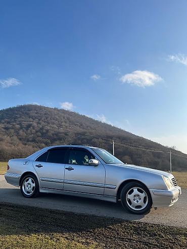 Mercedes-Benz: Mercedes-Benz E 240: 2.4 l | Sedan -da lalafo.az — 8 Mercedes-Benz: Mercedes-Benz E 240: 2.4 l | Sedan — 8