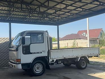 Грузовики: Грузовик, Nissan, Стандарт, 3 т, Б/у — 18