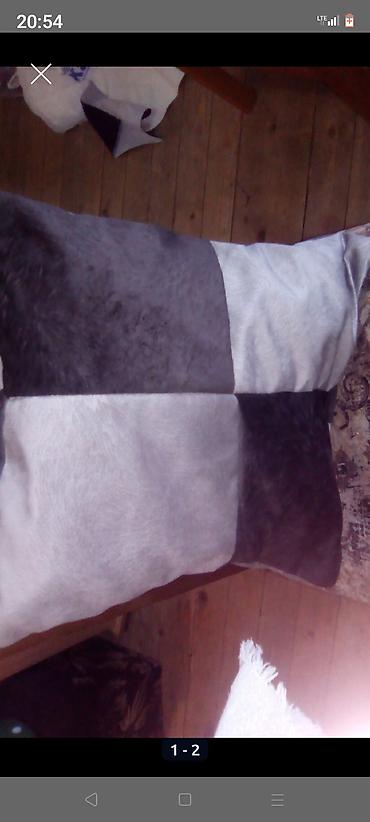 Jastuci: Jastucnice jastuci po 700 dinara dezen po zelji — 20