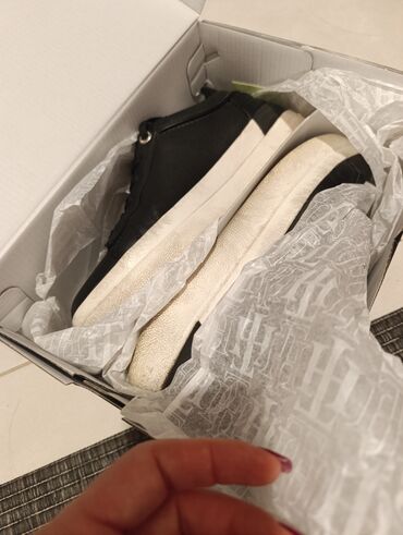 Women's Sneakers and athletic shoes: Tommy Hilfiger, 38, bоја - Crna — 15