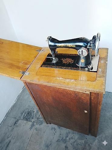 Спорт и хобби: Vintage tikiş maşını və şkaflı masa komplekti - Klassik mexaniki — 1