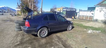 Volkswagen: Volkswagen Jetta: 2004 г., 2 л, Автомат, Бензин, Седан