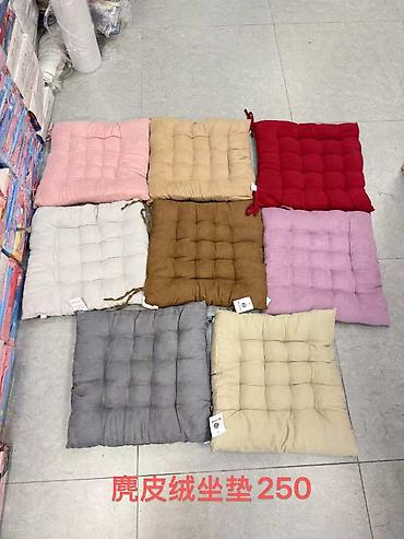 Pillows: Jastuci za Bastenske Stolice NOVI Dimenzija 45x45 cm Debljine oko 4-5 — 1