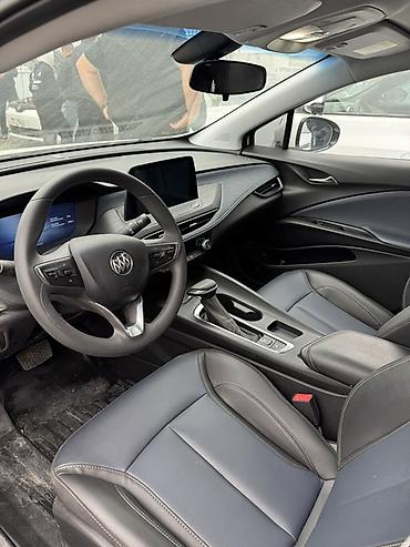 Buick: Buick : 2024 г., Электромобиль, Хетчбек — 4