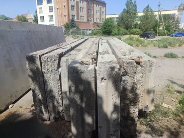 Стеновые плиты: Продаётся стенной плита!!! Около 25 шт есть. Адрес, Бакаева 121 А — 2