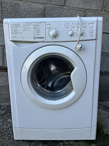 40: Стиральная машина Indesit, фронтальная загрузка. Характеристики: - — 1