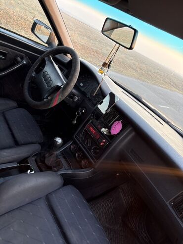 Audi: Audi 80: 1994 г., 2 л, Механика, Бензин, Седан — 7