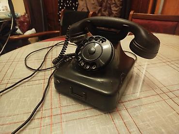 Fiksni telefoni: Stari retro fiksni Simens bakelitni telefon vintageRadi. Malo se — 15