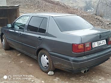 Volkswagen: Volkswagen Vento: 1992 г., 1.8 л, Механика, Бензин, Седан — 7