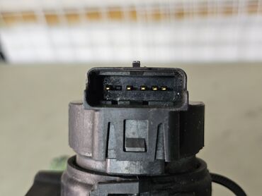 Дроссельные заслонки: Дроссельная заслонка Peugeot 2008 г., Б/у, Оригинал, Германия — 3