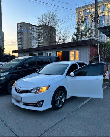 авто в рассрочку электромобиль: Toyota Camry: 2013 г., 2.5 л, Бензин, Седан