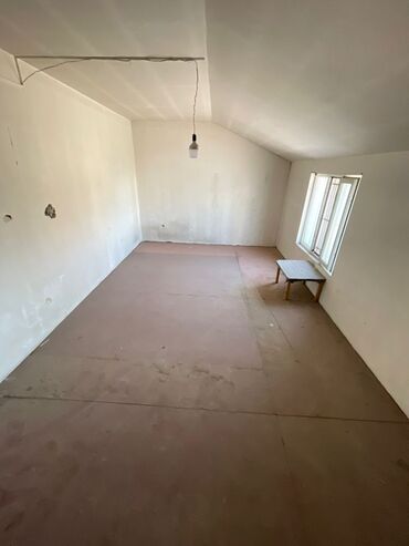 куплю комнату в двухкомнатной квартире: 100 м², Без мебели