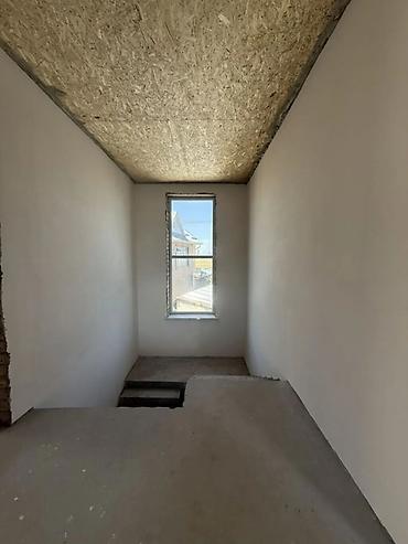 Продажа коттеджей и домов: ПРОДАЕТСЯ просторный 2-этажный дом 📍 Район: Алтын-ордо 🏠 Площадь — 22