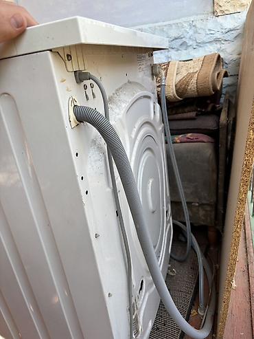 Paltaryuyan maşınlar: Siemens 5kg paltaryuyan maşın satılır. Zapças (ehtiyat hissəsi) kimi — 6