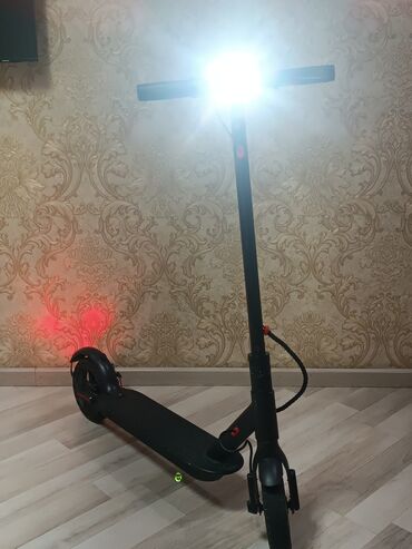 Elektrikli samokatlar: Elektrikli skuter – şəhər içi rahat və təhlükəsiz hərəkət üçün — 7