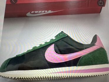 Women's Sneakers and athletic shoes: Кроссовки, 36, Nike, Новый, цвет - Зеленый, Самовывоз