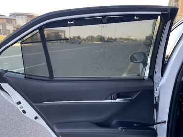 Toyota: Toyota Camry: 2.5 l | 2019 il Sedan — 13