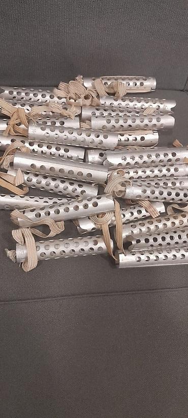 Другое: Saç düzümü üçün istifadə olunan metal bığudilər satılır. Yaxşı — 1