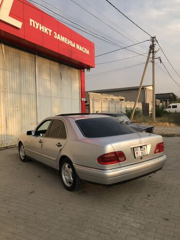 срочно продать машину: Mercedes-Benz E-Class: 1998 г., 3.2 л, Автоматтык, Бензин