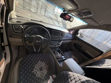 Kia: Kia Carnival: 2017 г., 2.2 л, Автомат, Дизель, Минивэн — 10