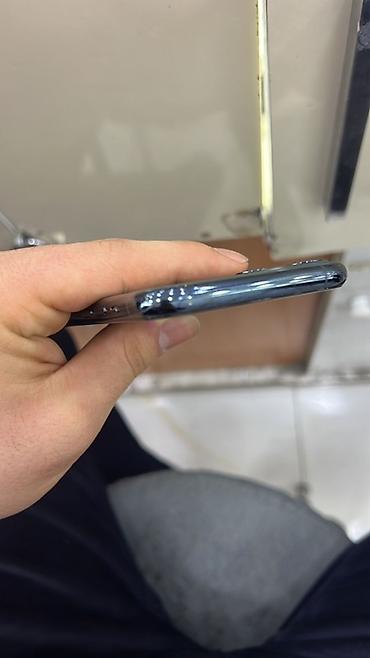 Apple iPhone: IPhone 11 Pro, Space Gray — 8