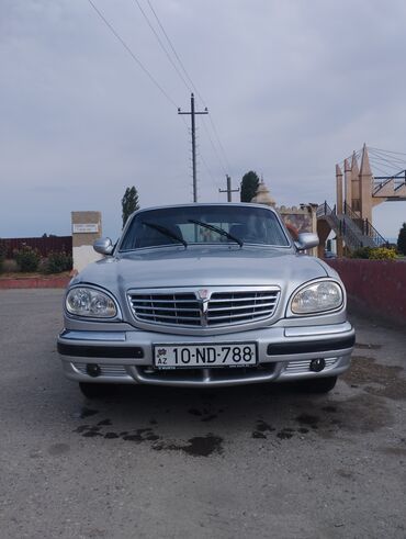 24 maşın: QAZ 31105 Volga: 2.3 l | 2004 il | 525 km Hetçbek