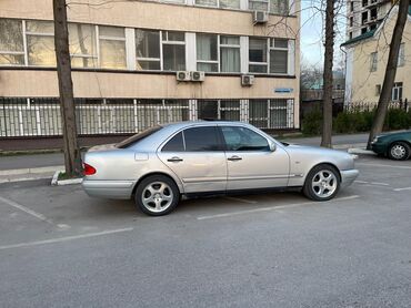 Mercedes-Benz: Mercedes-Benz E-Class: 1997 г., 2.8 л, Механика, Газ, Седан