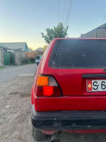 Volkswagen: Volkswagen Golf: 1988 г., 1.3 л, Механика, Бензин, Хэтчбэк