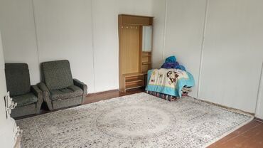 жалал абад дом квартира: 30 м², 2 комнаты, Парковка, Забор, огорожен