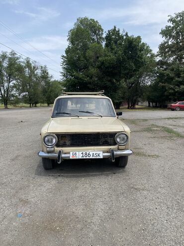 Другие Автомобили: Ваз 2102 1982 год 1 хозяин с 1982 года, полей перегрузов автомобиль не