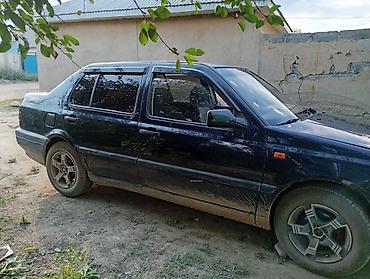 Volkswagen: Volkswagen : 1992 г., 1.8 л, Механика, Бензин, Седан — 2