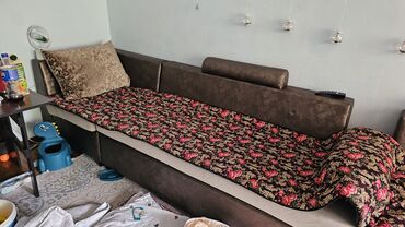 угловой диван кровать: Угловой диван, Без подлокотников, Трёхместный и более