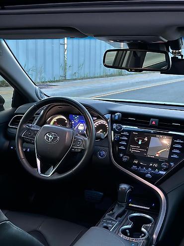 Toyota: Toyota Camry: 2020 г., 2.5 л, Автомат, Гибрид, Седан — 7