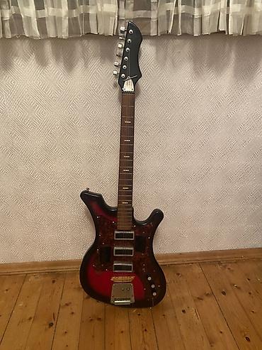 ikinci el gitara: Elektrik gitara + yumşaq üzlük çantası - Korpus: iki rəng keçişli — 2