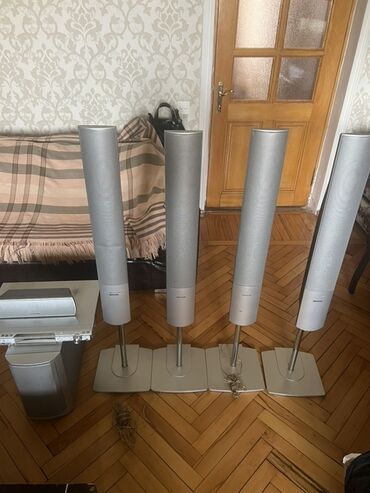 Микрофоны: Panasonic Колонка, Тип - Для домашнего кинотеатра, цвет - Серый