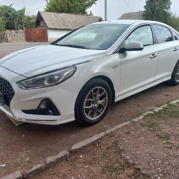 Hyundai: Hyundai Sonata: 2020 г., Седан — 2