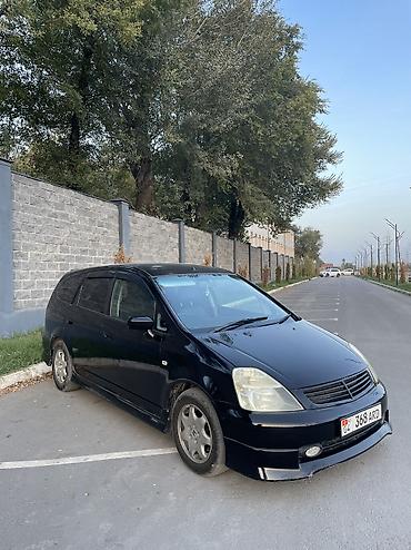 Honda Stream: 2002 г., 2 л, Автомат, Бензин, Минивэн